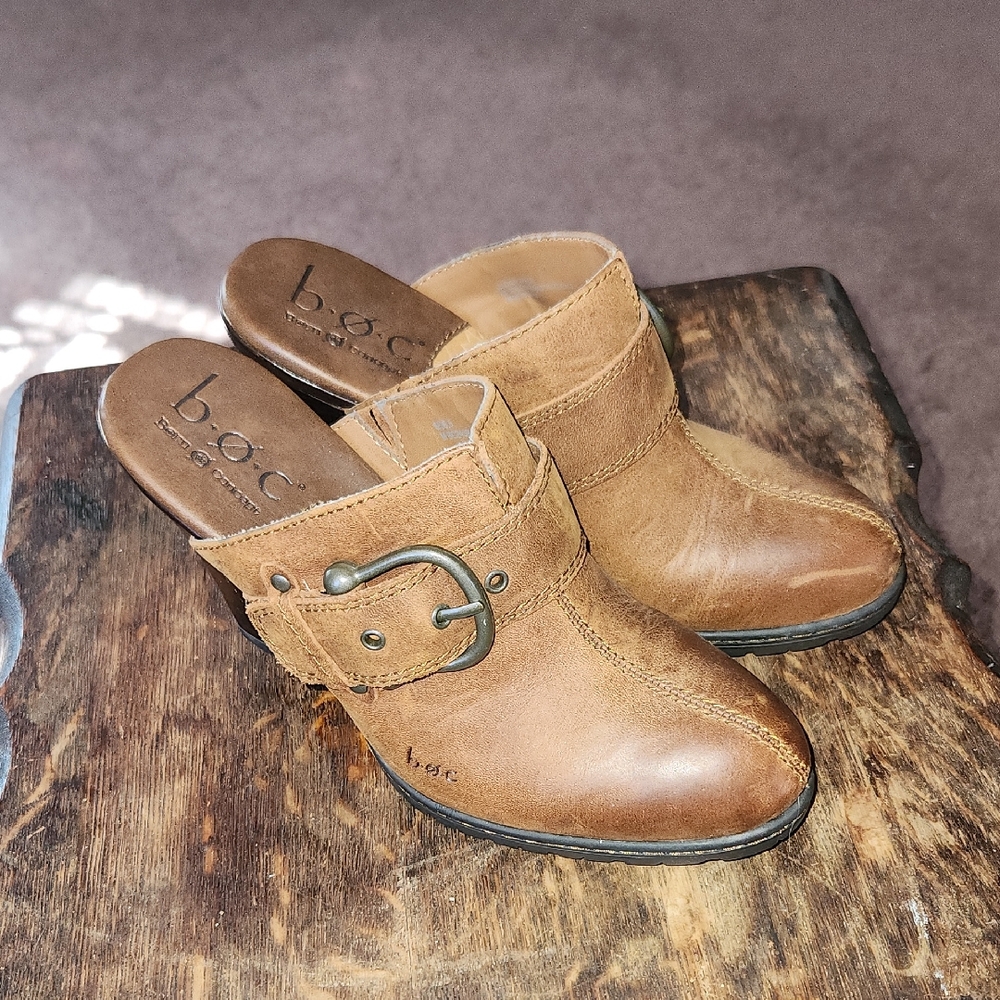 Born Concept Clogs